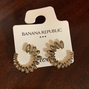 NWT BANANA REPUBLIC EARRINGS